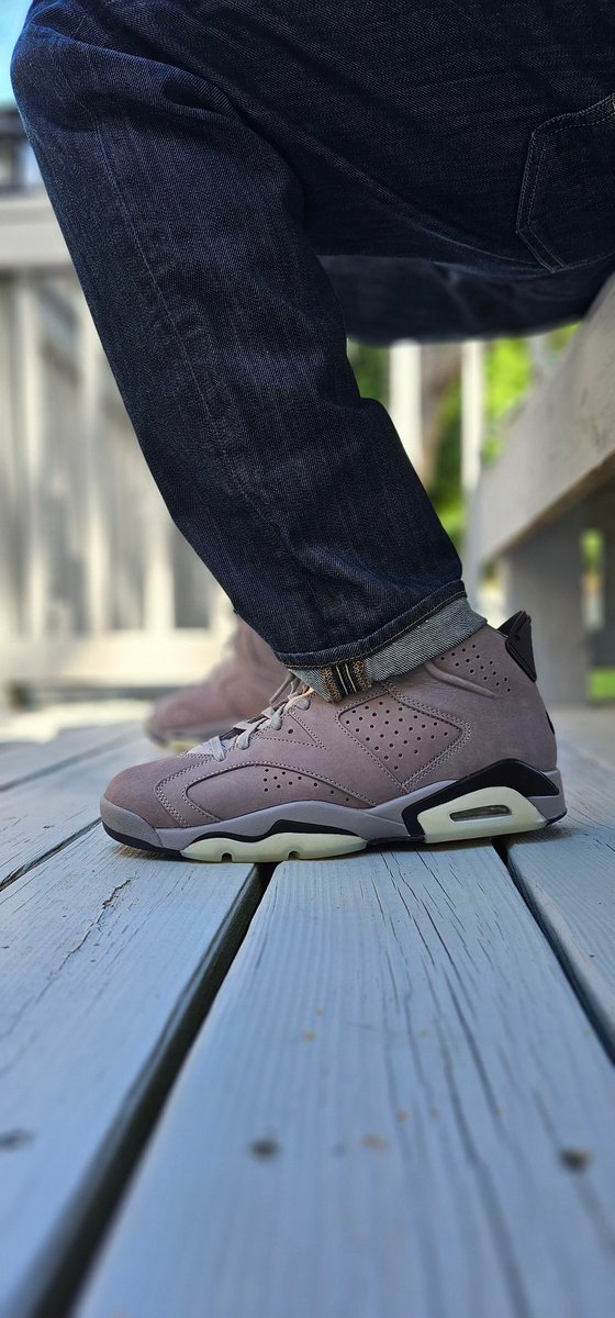 cutty03bk's tweet image. #KOTD

A Ma Maniére x Air Jordan 6 Retro "Smoky Mauve" 

🥃.   Cheers