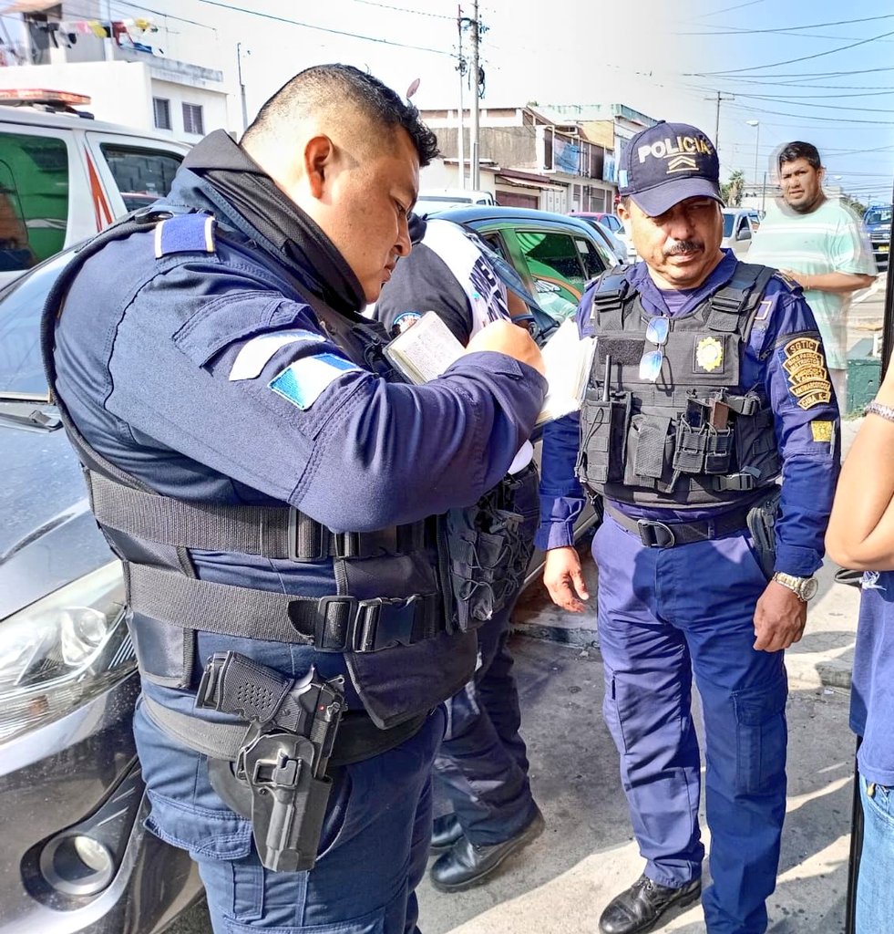 LO ÚLTIMO:

Disparos durante intento de asalto en 16 avenida y 9na. Calle zona 12.

Bomberos Voluntarios atienden a conductora de automóvil por crisis nerviosa.