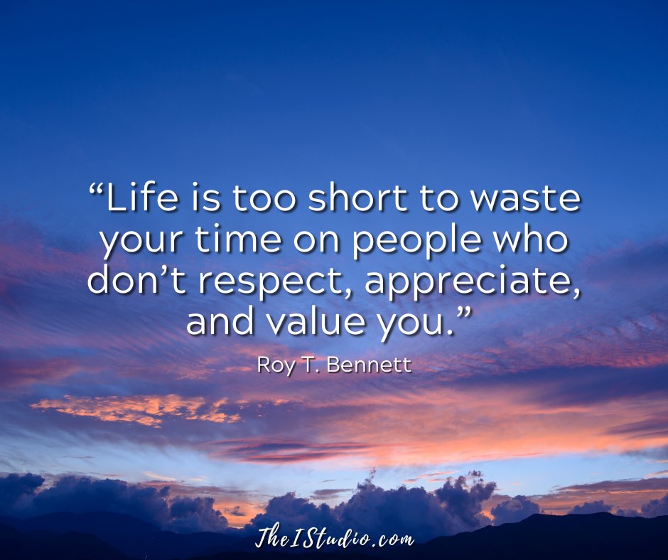 IStudio's tweet photo. Goes for business too... #MondayMotivation https://t.co/GFqEjJvBqe