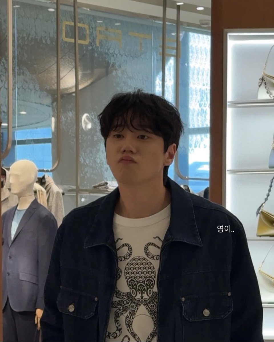 영이.. tweet media