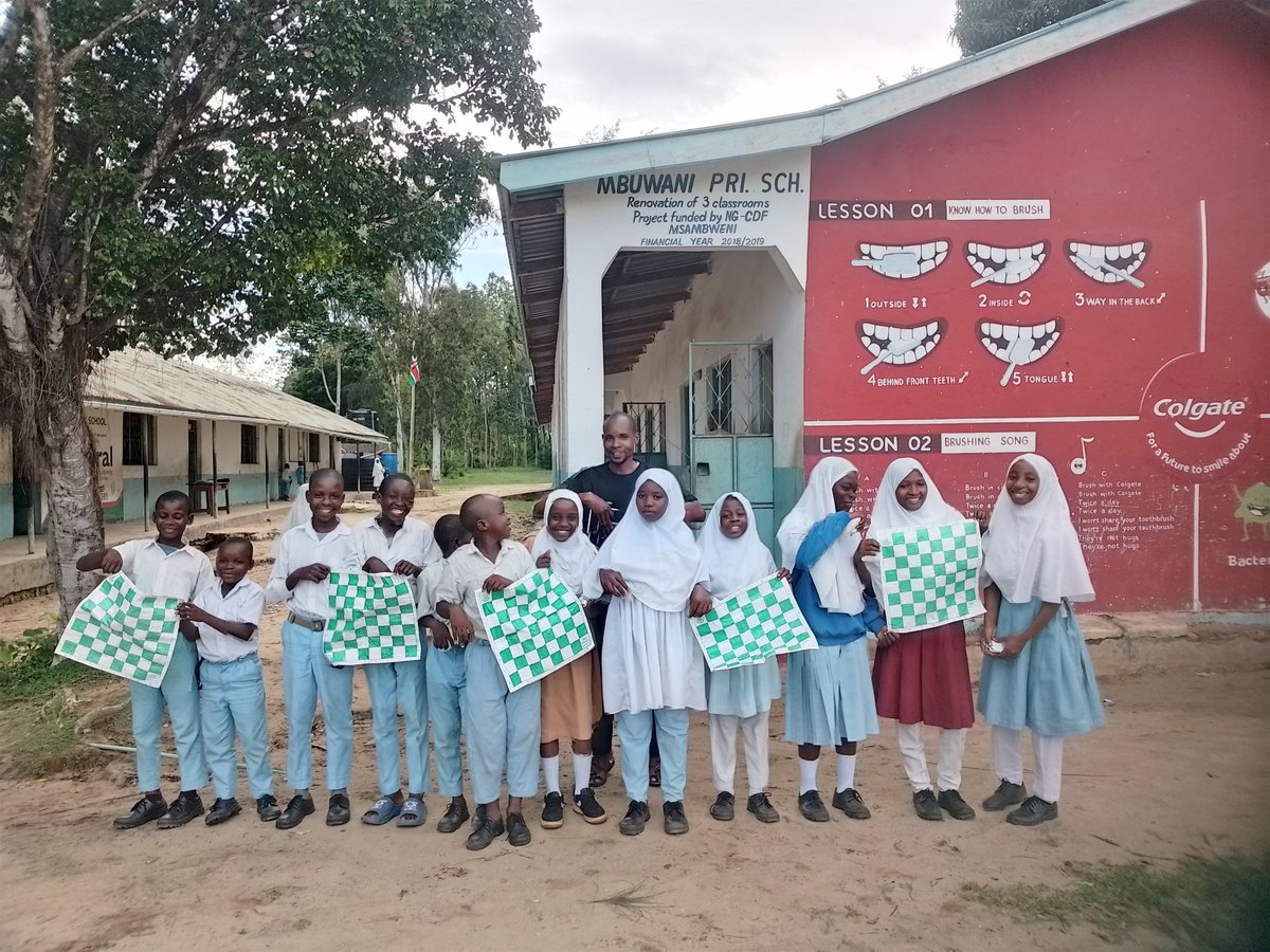 Doshbg's tweet photo. From Plastic waste to Educational tools - Today Mbuwani Primary School  in Kwale County , Kenya received Chess Sets made from discarded plastic bottles in Kibera by Non-profit Kijiji Solutions and @thegiftofchess
The Chess Sets will bring joy, passion and open opportunities @BerniceWambui22 @Tunde_OD