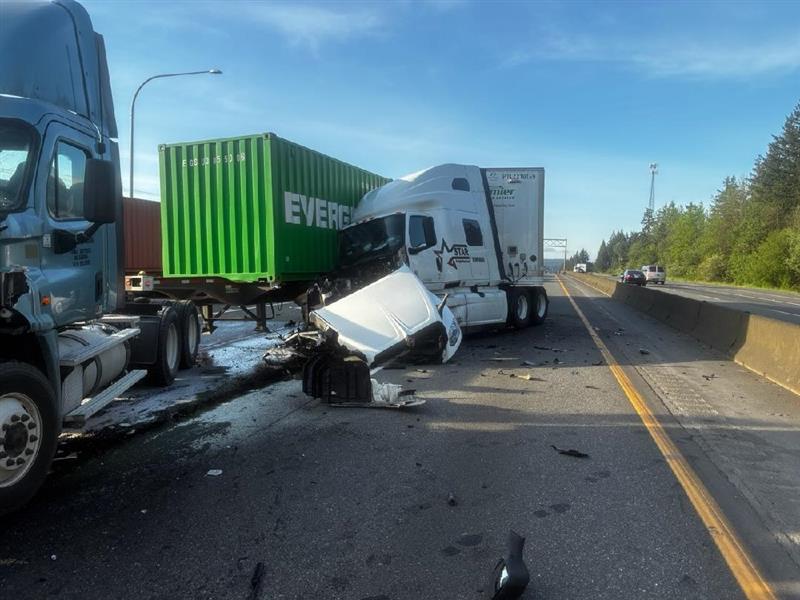 WSDOT Southwest tweet media