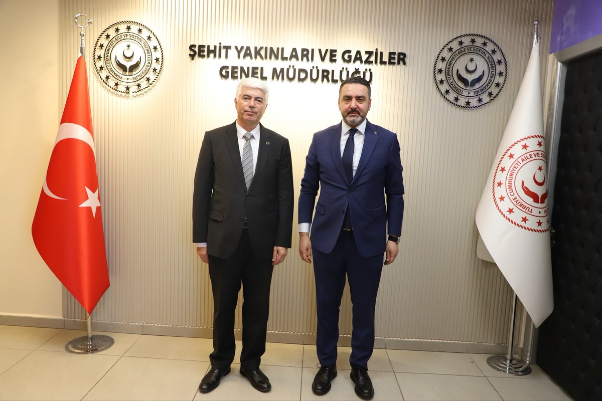 KilincZeki's tweet photo. Aile ve Sosyal Hizmetler Bakanlığı Şehit ve Gaziler Genel Müdürümüz Sayın Muharrem KURT’ ‘ nezaket ziyaretinde bulundum.

Sayın Genel Müdürümün her zaman olduğu gibi göstermiş oldukları ilgi ve alakalarından dolayı teşekkür ediyorum.

T.C. Aile ve Sosyal Hizmetler Bakanlığı https://t.co/kL7B0XgeLi