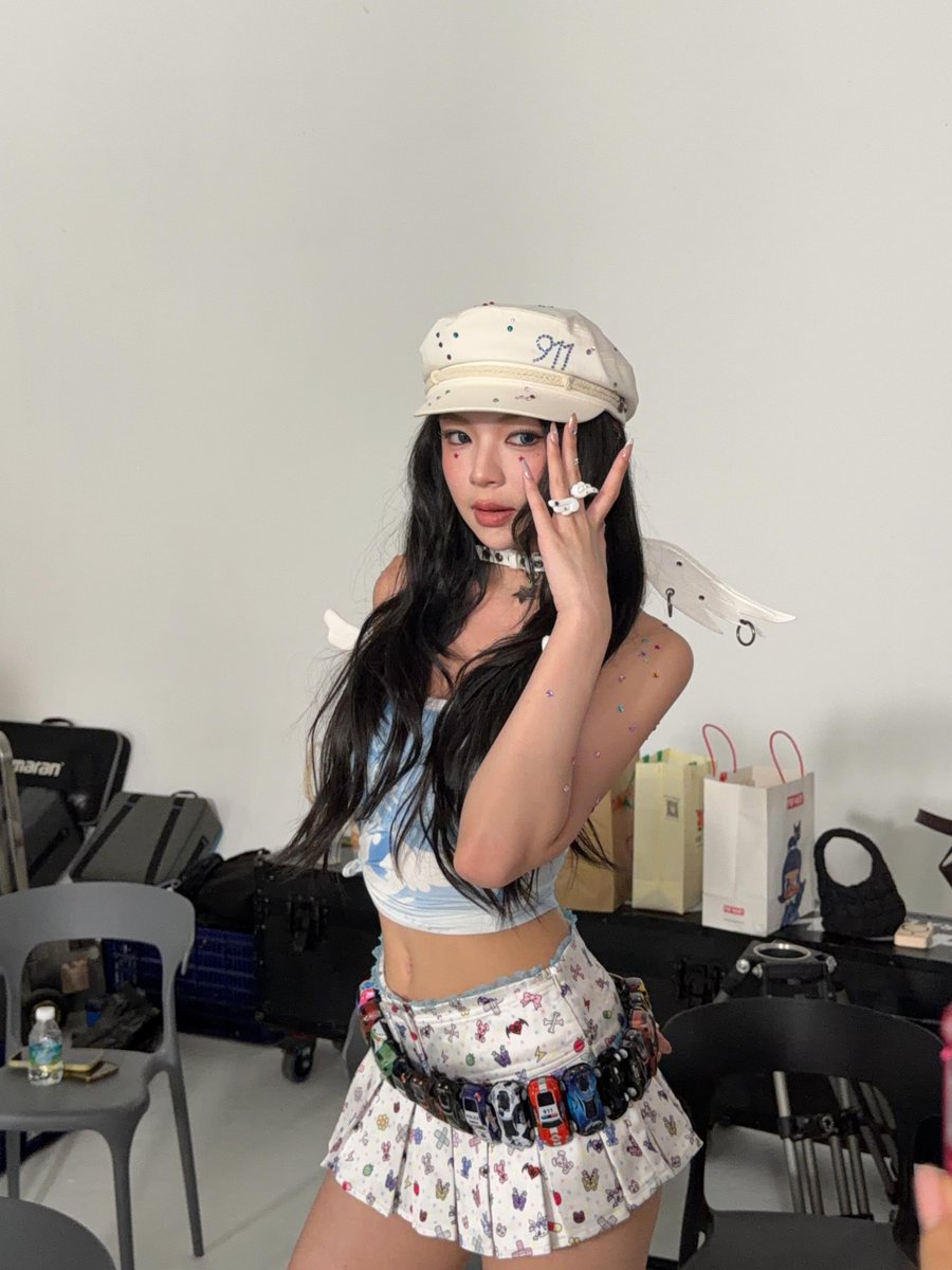 Elyn Leong Thai fans tweet media