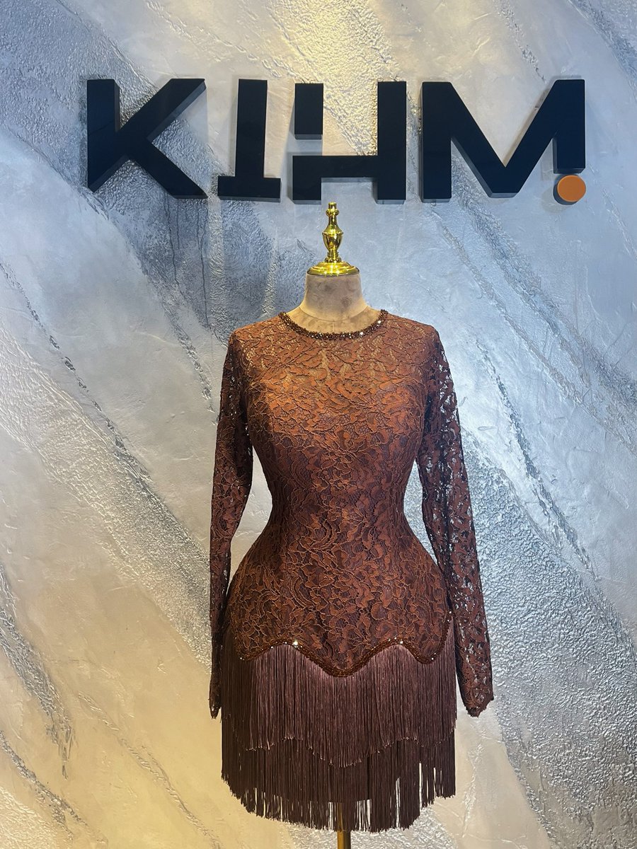 Fashion Scientist tweet media