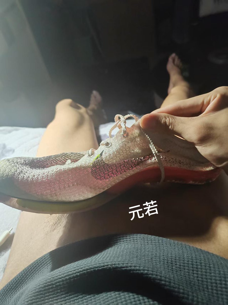 fx0127868569321's tweet photo. 训练时是爷们   下训后是用钉鞋玩龙根的贱狗 https://t.co/AoYJQ7ZPUq