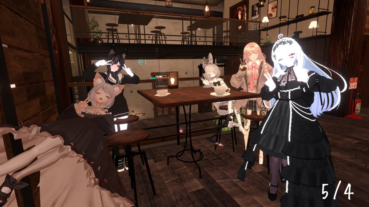 5/4
臨時営業させて頂きました。
本日もご来店ありがとうございました。
#VRChat #cafe小夜時雨
#VRChatイベント