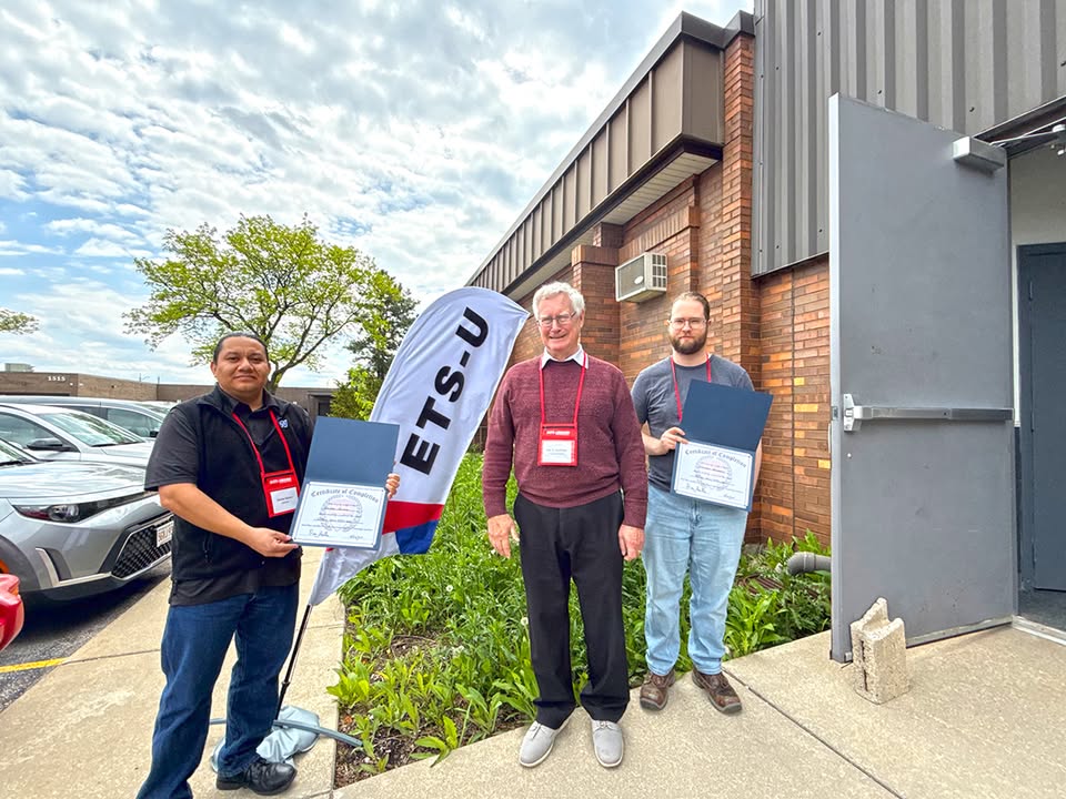 ETSLindgren's tweet image. #ETSU • EMC Fundamentals 🧑‍🏫

Last week @ETSLindgren presented 'EMC Fundamentals &amp;amp; MIL-STD-461 Requirements' taught by #EMC industry consultant Dan Hoolihan. Thx to our hosts @EliteTest + attendees!

✅ Our Education &amp;amp; Training: bit.ly/4tK2c0c

#aerospace #militaryemc