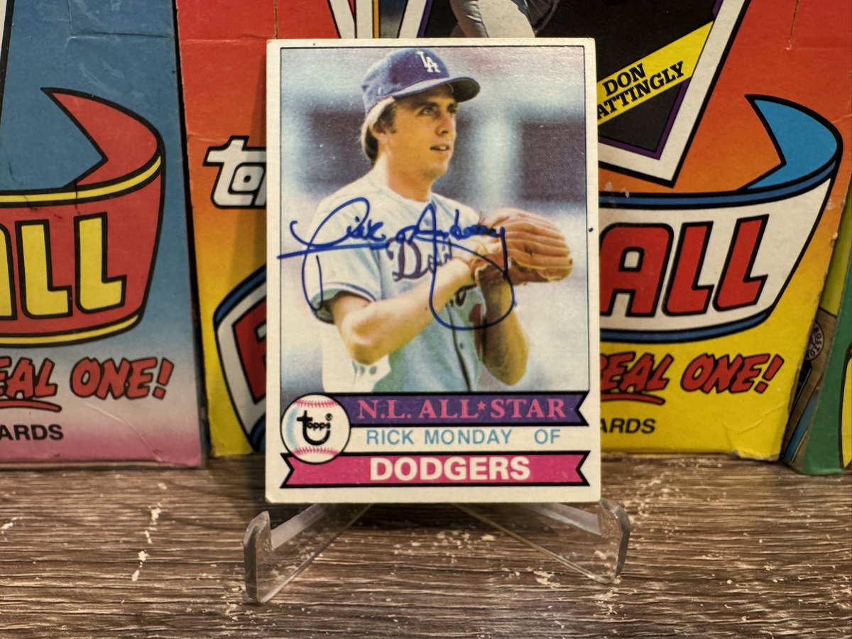 AnthonyCa2Tx's tweet photo. Day #74 Posting a Dodger autograph every day until I forget 💙. #SaveThe 🇺🇸 1976 @HawaiiCardLife https://t.co/nSsU1RCACO