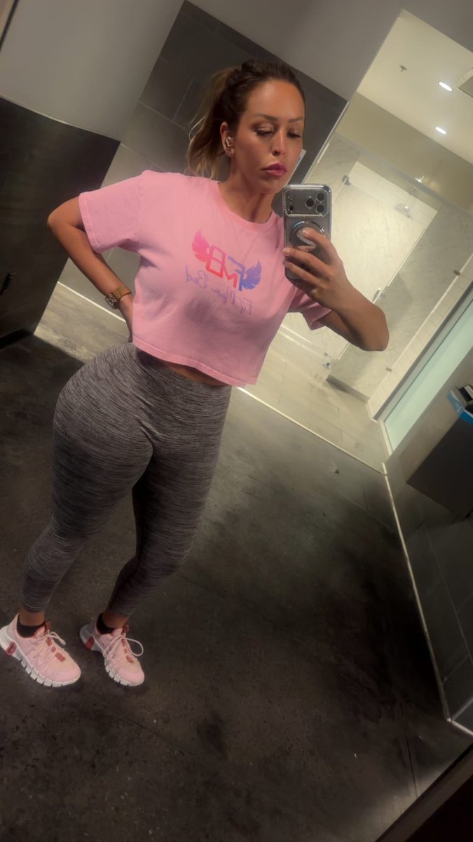 Fit Dad Bod tweet media