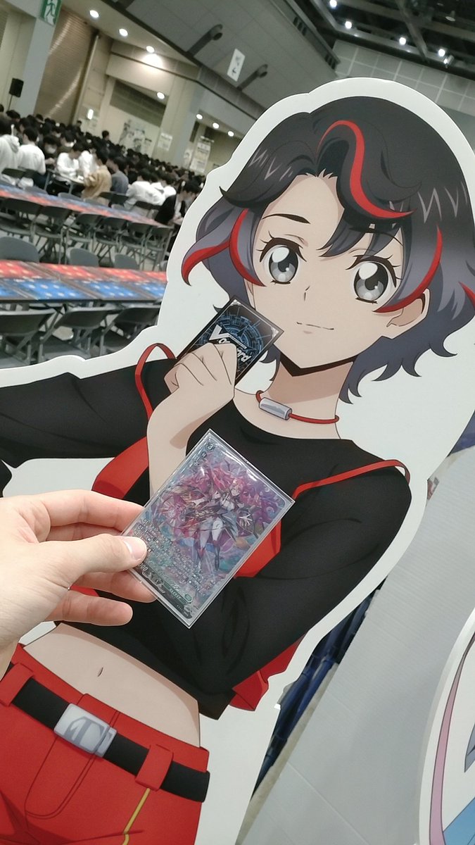 クワ tweet media
