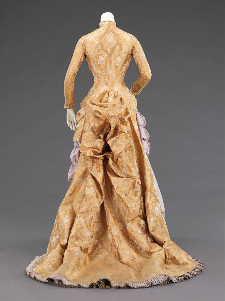 Evening dress by  Wechsler &amp; Abraham, 1880. The MET.