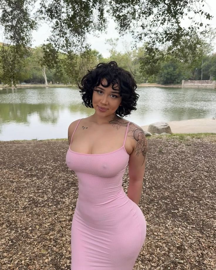Lucy tweet media