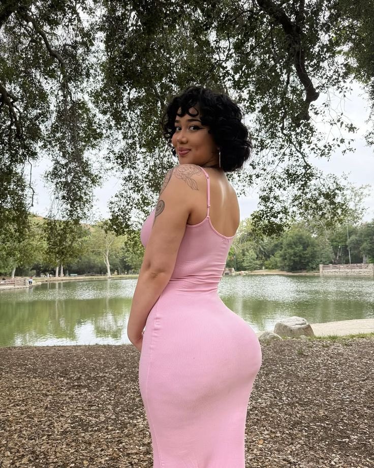 Lucy tweet media