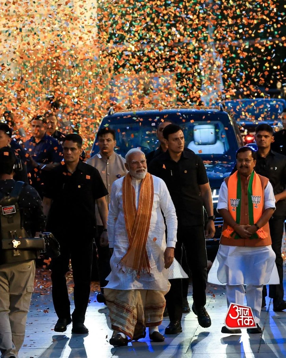 BJYMsahilBUI's tweet photo. भारतीय जनता पार्टी की पश्चिम बंगाल में ऐतिहासिक जीत की हार्दिक बधाई एवं शुभकामनाएं।
#मंडल_अध्यक्ष_मनियर @myogiadityanath @ashvaniofficial https://t.co/hBwkJcg4sh