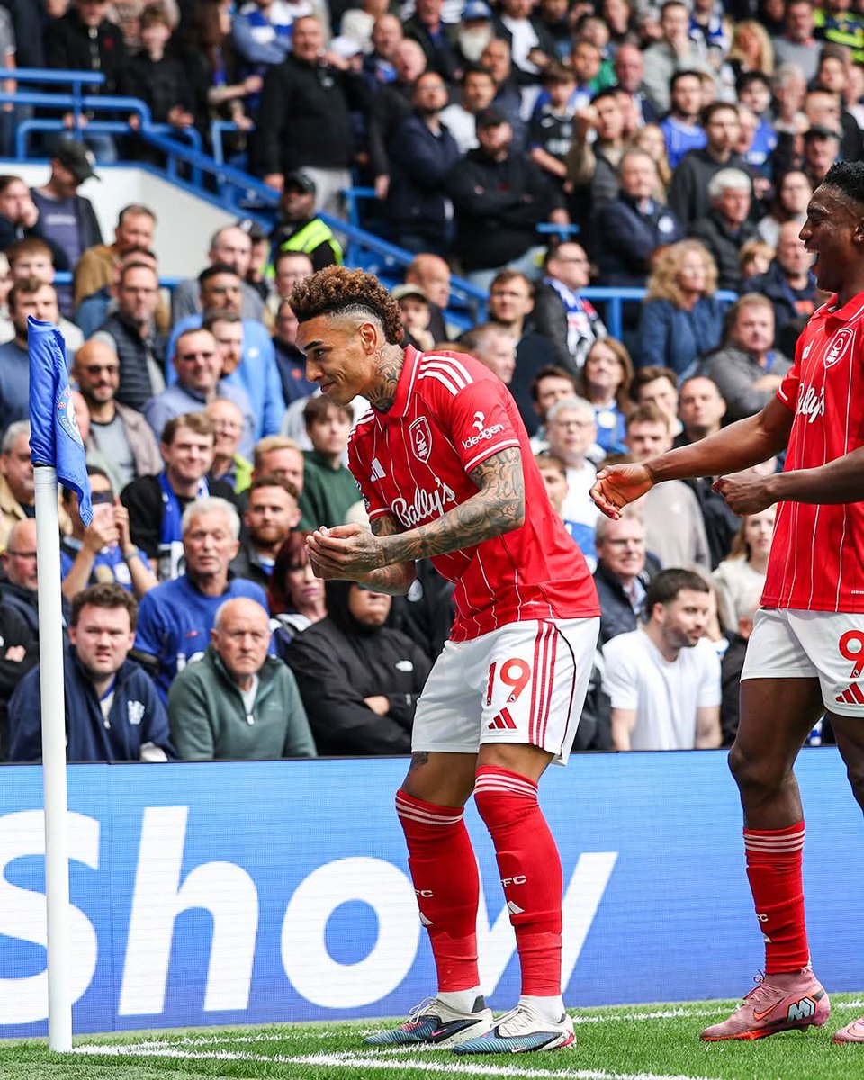 ChukwuDavid158's tweet image. From delivery room to scoresheet 👶⚽️

Igor Jesus nets vs Chelsea just hours after becoming a dad — what a moment ❤️

#IgorJesus #NewDad #Chelsea #MatchDay #FootballX #SpecialMoment