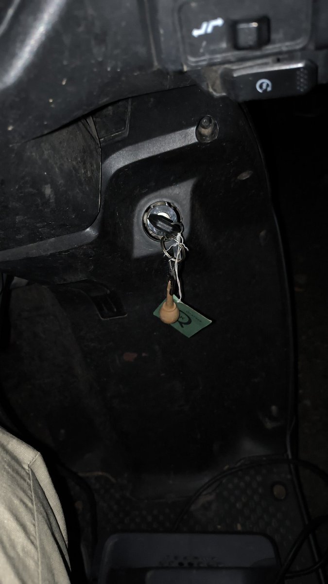 gunaguntla's tweet photo. @atherenergy not expected this with ather rizta. Bought on  nov 2024 two days back put on charge and after charged when tried to remove gun key not working and gun wasn't removed yet . https://t.co/OnnVxLbJM6