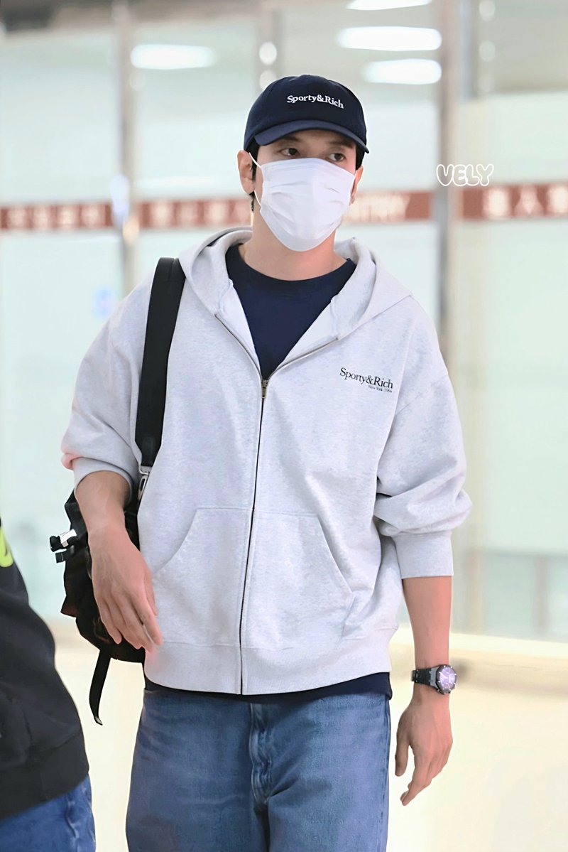 블리❤ tweet media