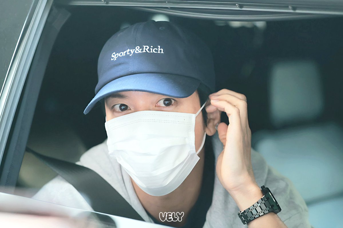 블리❤ tweet media