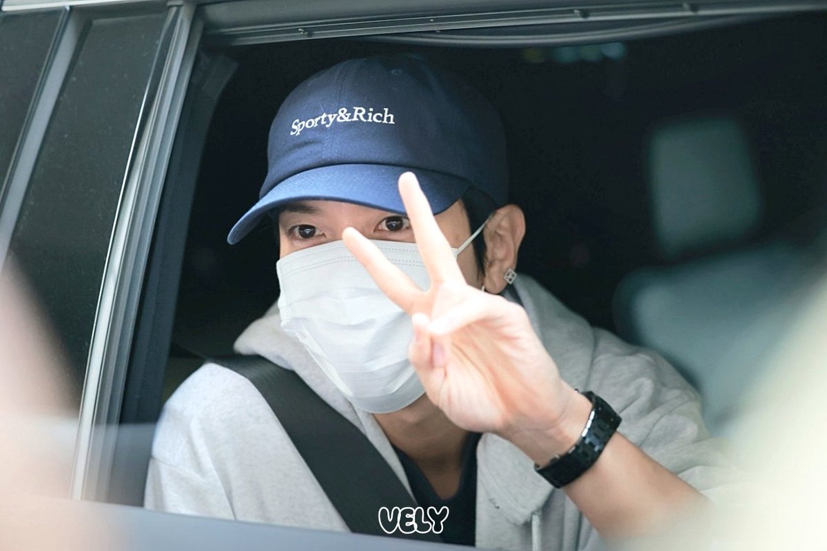 블리❤ tweet media