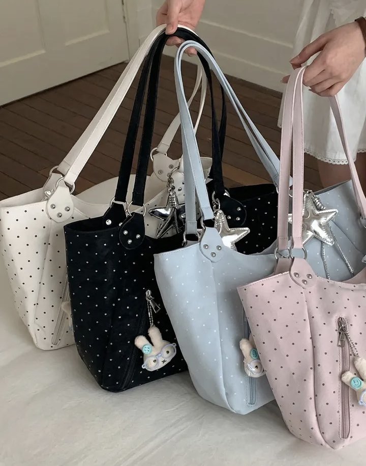 bongwritingg's tweet photo. 에이블리 가방 위시👜 https://t.co/JMBzr6OWKg