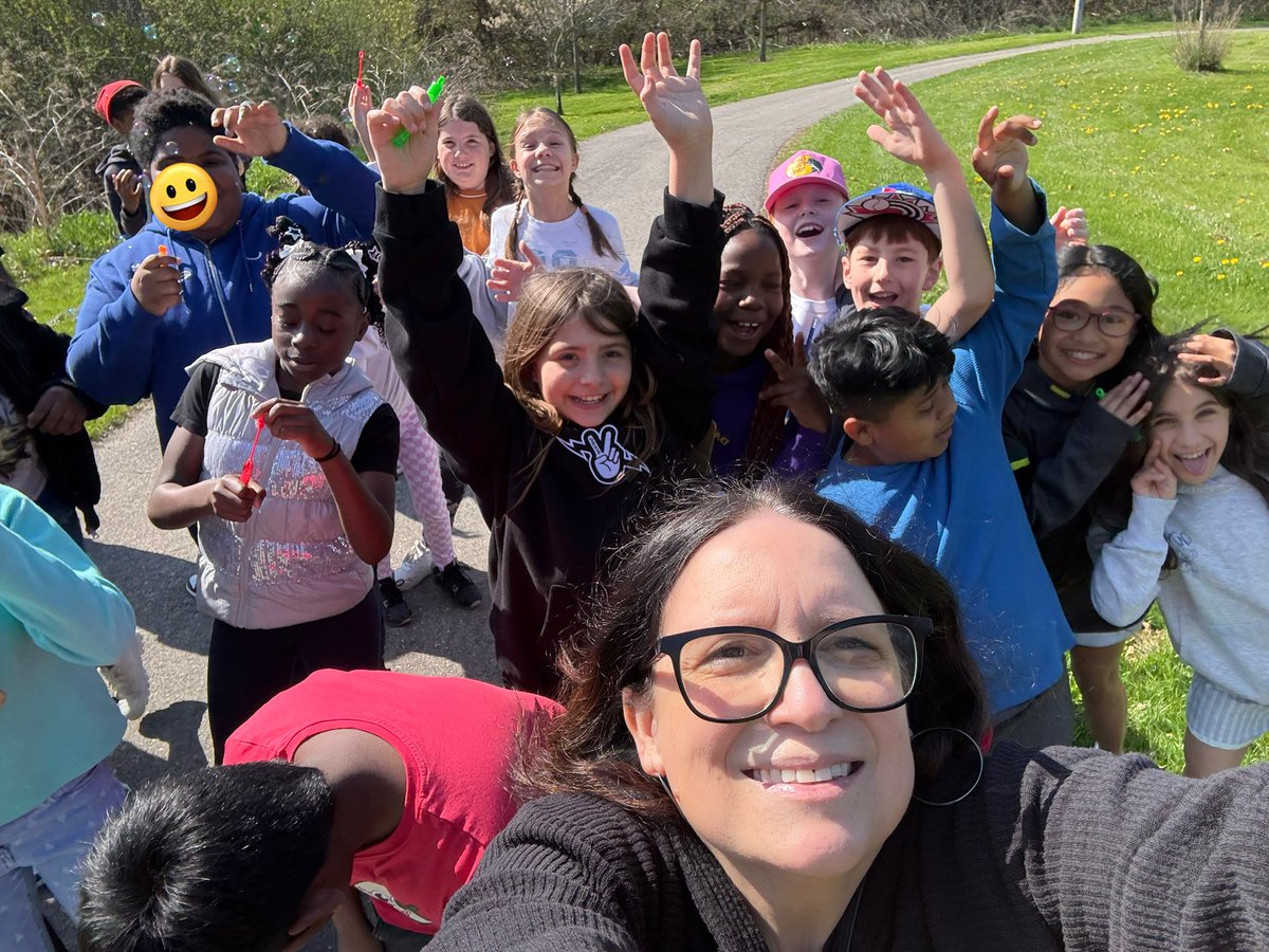 MrsScianna's tweet photo. Catholic Education Week✝️
We kicked it off with Nature Walk🌳☀️🌻🌸 https://t.co/7PBp4OZWUg