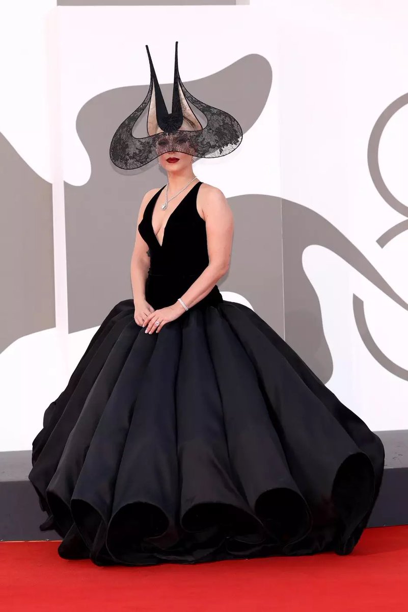 acervinho da gaga tweet media