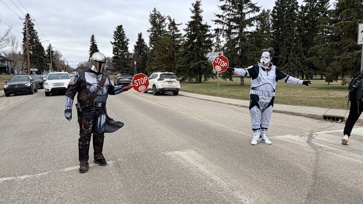 BrunskillSchool's tweet photo. Due to technical difficulties, we paused our tweets. But we are back!!! And what a way to kick off our week with a Star Trooper and a Mandalorian keeping us safe! May the Fourth be with you! https://t.co/5ZFBWyAgGk