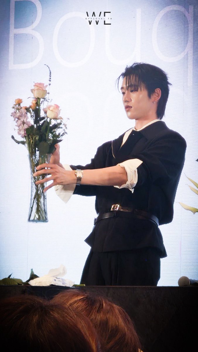 MAGIC TIME WITH EST
#EstFSinShanghai #est_rvp

ขอขอบคุณงาน “2026 EST 1st FANSIGN in SHANGHAI” ที่พาน้องเอส <a href="/EstRvp/">est_rvp</a> มาพบกับเวสตี้ถึงเซี่ยงไฮ้. ทั้งกิจกรรมจัดแจกันดอกไม้ เล่นเกม และการพูดคุยกับเหล่าเวสตี้ ทำให้ทุกช่วงเวลาเต็มไปด้วยความสุขและรอยยิ้ม 🥰