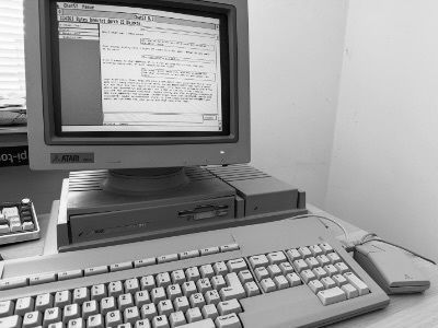 Philsan69's tweet image. ChatST, ChatGPT client for #AtariST computers coded in GFA Basic github.com/kallebl0mquist… #atari #chatgpt
