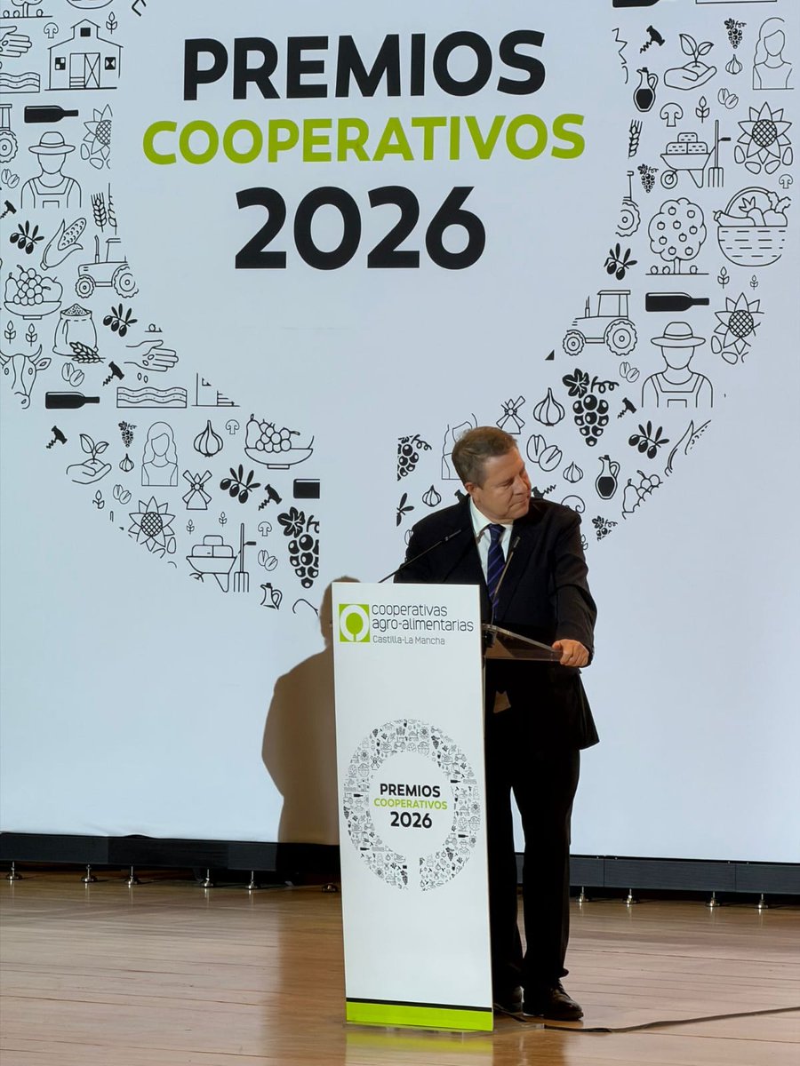 aseircam's tweet photo. ASEIRCAM presente en la V Edición de los Premios Cooperativos de Castilla-La Mancha en Ciudad Real celebrado del 23 de abril. Un encuentro clave del sector agroalimentario que reunió a más de 500 profesionales. en representación de Aseircam nuestra compañera Mar González. https://t.co/sjV3s5HQV1