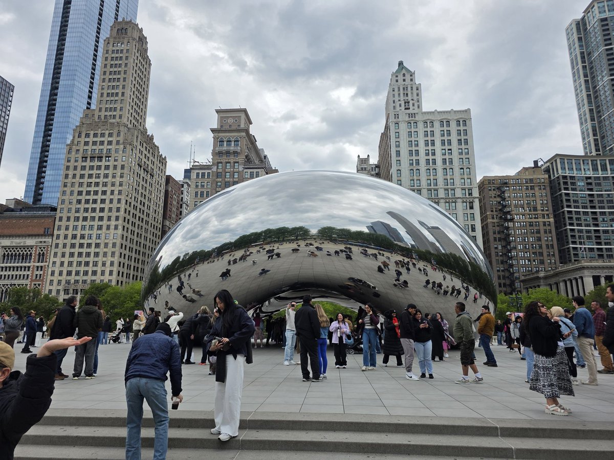 iamrishic05's tweet photo. Winding up Day 1 at ##DDW2026! Great deal of learning with some touristy stuff!

#medtwitter #research #gastroenterology 
 @DDWMeeting https://t.co/qdwNbX0OhZ