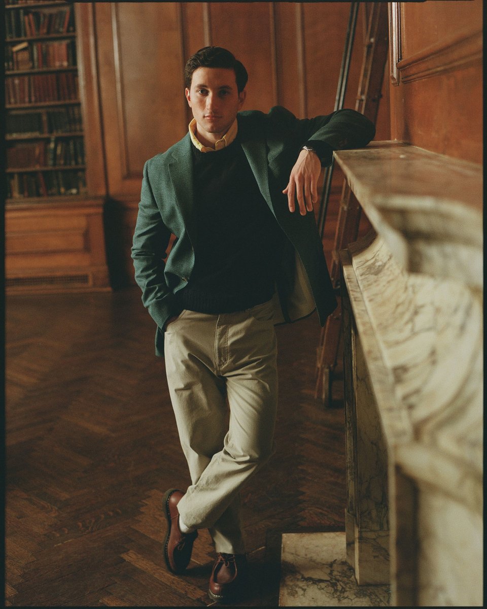 JPRESS_1902's tweet photo. Once military issue, the khaki chino is now an ivy wardrobe staple. WWII brought GIs to the Ivy League and surplus khaki twill to American clothing makers. Its military roots have faded, but khaki remains a linchpin of any ivy closet. Available now.
https://t.co/owJPxTKVVr https://t.co/QJCaMtnvEn