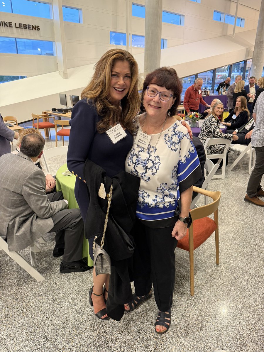 kathyireland's tweet photo. Amazing weekend at the Berkshire Hathaway Shareholders Meeting!
My son, Erik and I loved our time with our dear friends Irv and Susie Blumkin and their fun family as well as Debbie and Jerry Bosanek who hosted a beautiful brunch! Congratulations Greg Abel and Ajit Jain on an excellent event.
Mr. Buffett’s closing words from The Bible: “Do unto others as you would have them do unto you.”
Wisdom from God!