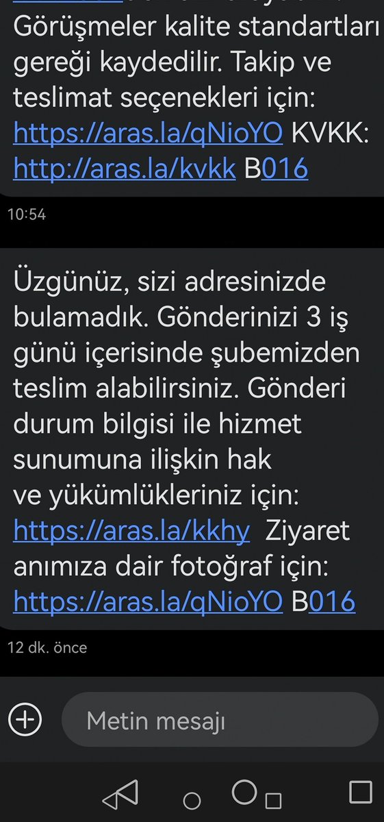Seiko2402's tweet photo. Araş kargo sabahtan beri evde olmama rağmen gönderdikleri linke evdeyim diye işaretlediğim halde attıkları mesaj bu kadar rezil kepaze yalancı dolandırıcı olmak zorunda mısınız? @ArasKargoDESTEK https://t.co/jKhNJyZxOc
