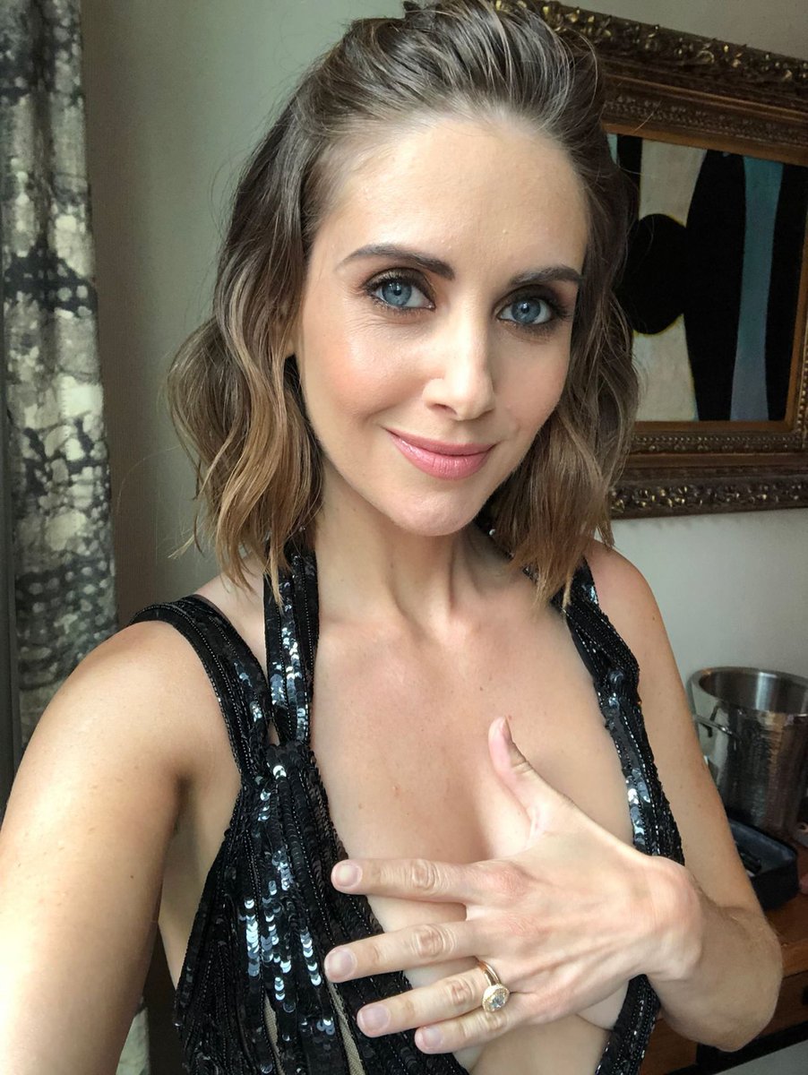 FuckingABrie's tweet photo. Wife material. https://t.co/Udj7waZRdb