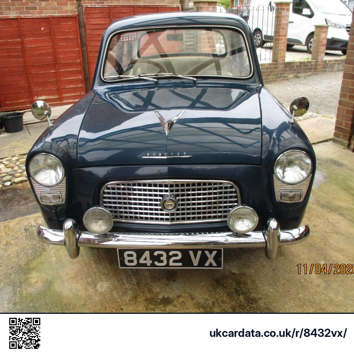 ClassicGermans's tweet image. 8432VX: Same family since 1960. 66 years, one garage, virtually untouched chrome. That's not a car, that's a time capsule. Full history waiting inside.

ukcardata.co.uk/r/8432vx/

#FORD #classiccars