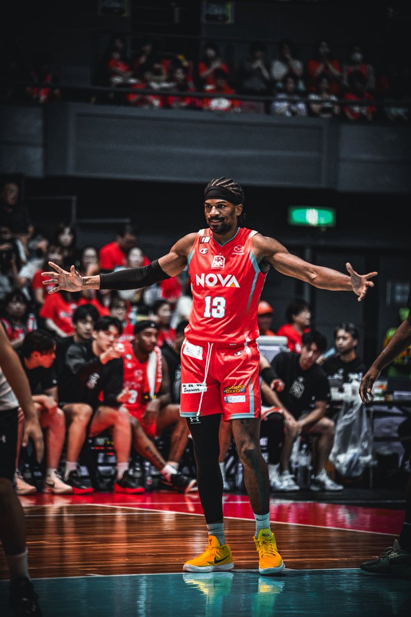 soboteto's tweet photo. 精神的支柱、絶対的安心感。
ドラフラには欠かせない選手!
#dwayneevans
#広島ドラゴンフライズ
#ドラフラ202526 https://t.co/bpS9qjke9Y