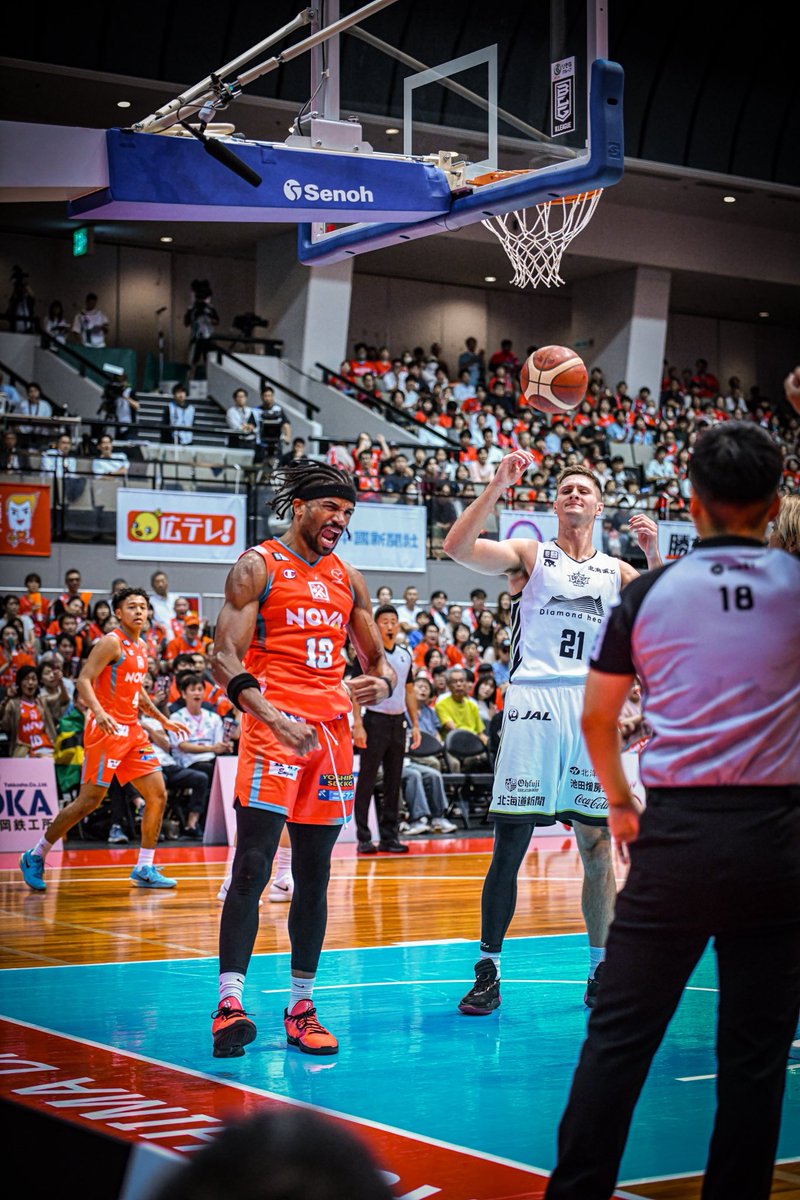 soboteto's tweet photo. 精神的支柱、絶対的安心感。
ドラフラには欠かせない選手!
#dwayneevans
#広島ドラゴンフライズ
#ドラフラ202526 https://t.co/bpS9qjke9Y
