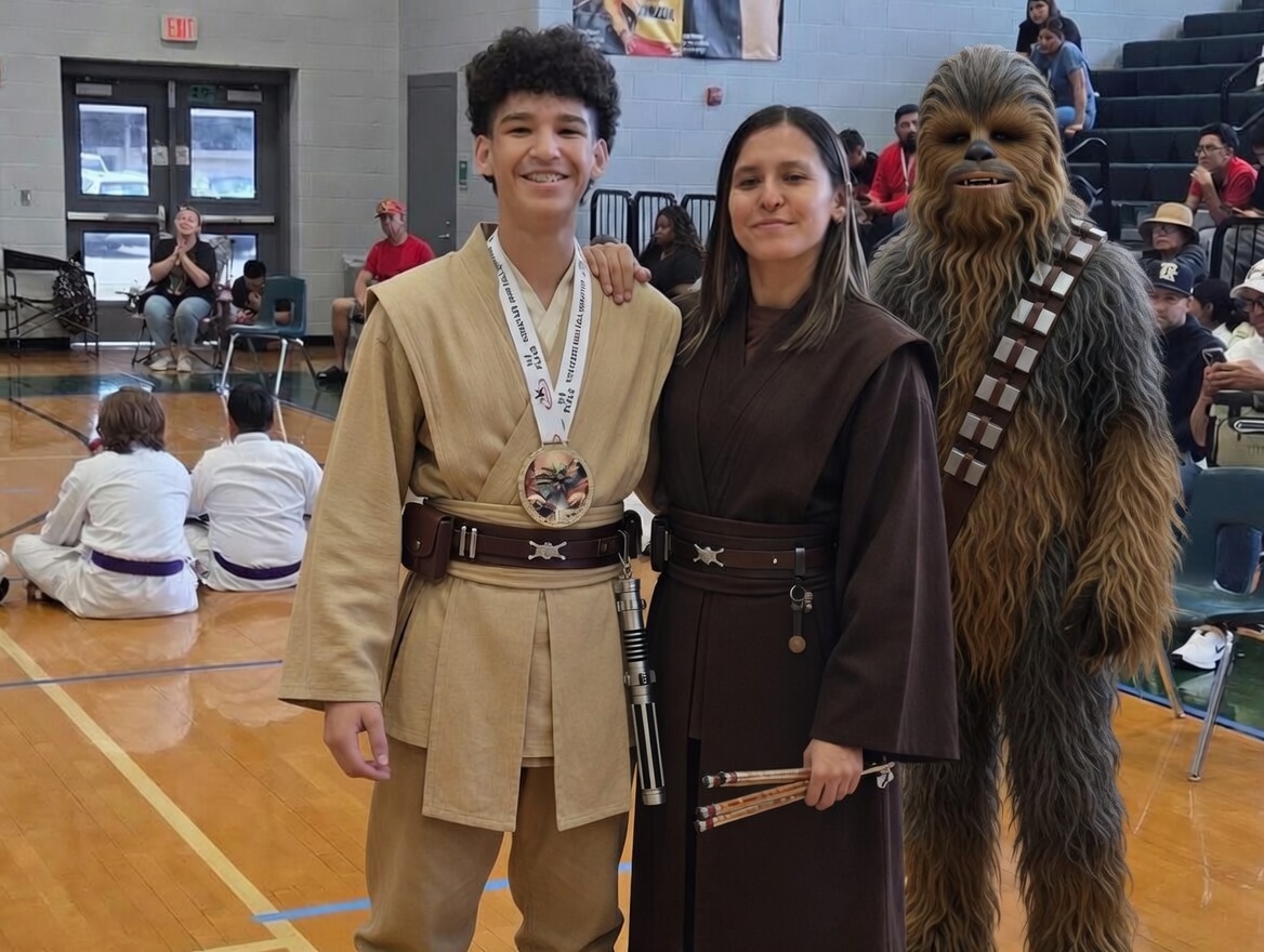 KICKSTART_KIDS's tweet image. Happy #MayThe4th! ⭐️Shoutout to all our Star Wars fans—especially our very own KSK “Jedi Masters” leading the way! Enjoy the day, and may the Force be with you! 🥋✨
-
#MakeADifference #NationalStarWarsDay #Nonprofit #NonprofitOrganization #Karate