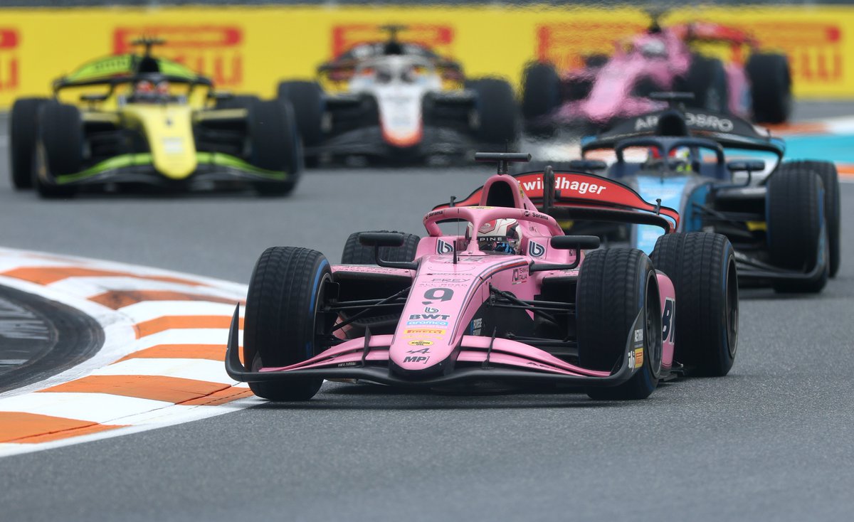 Formula 2 tweet media