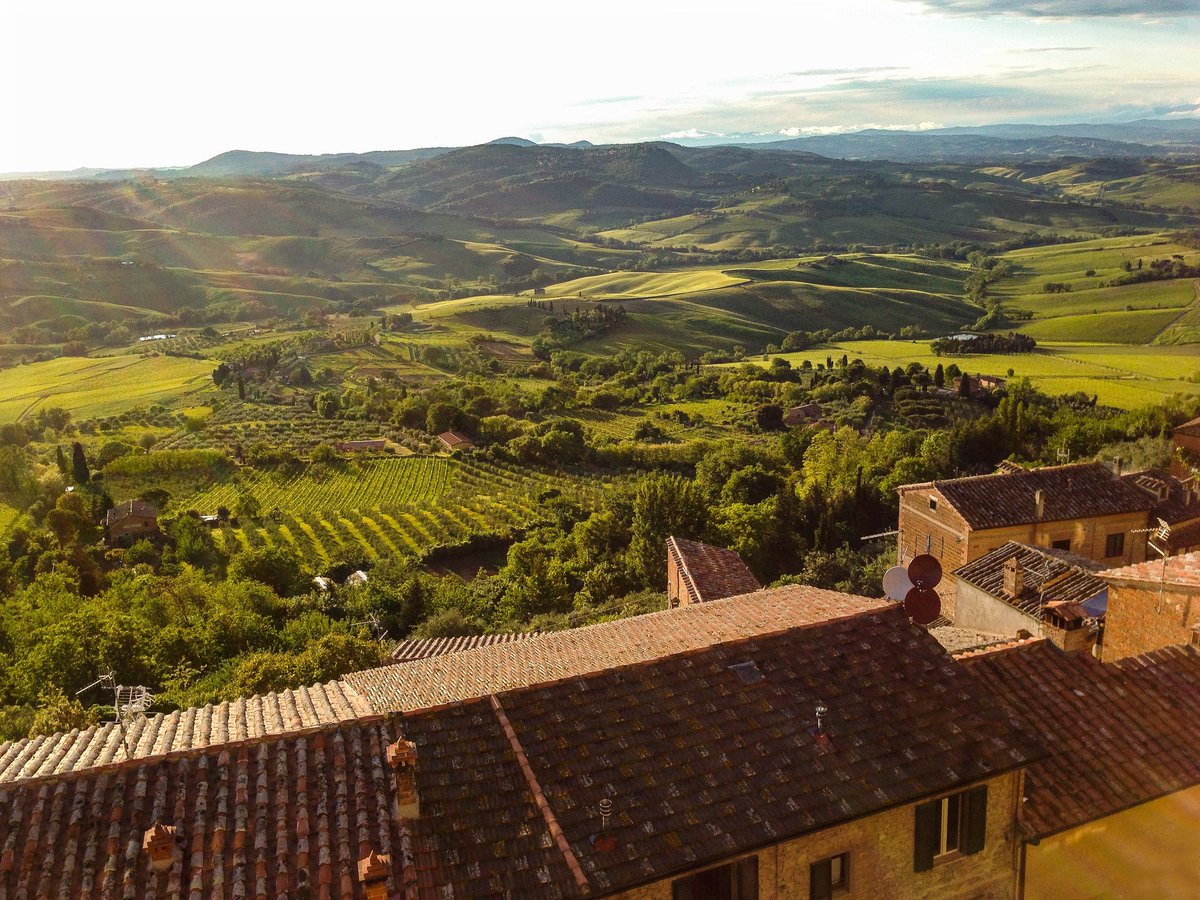 beata_healing's tweet image. You can heal yourself in many ways, enjoy nature, surround yourself with people who radiate love towards you, and experience the miracle of the present moment.
#healing #nature #love #miracle
#relationship #toscana #italy