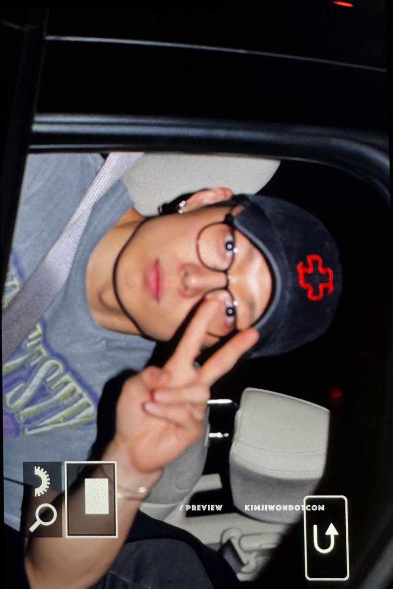 김지원닷컴 tweet media
