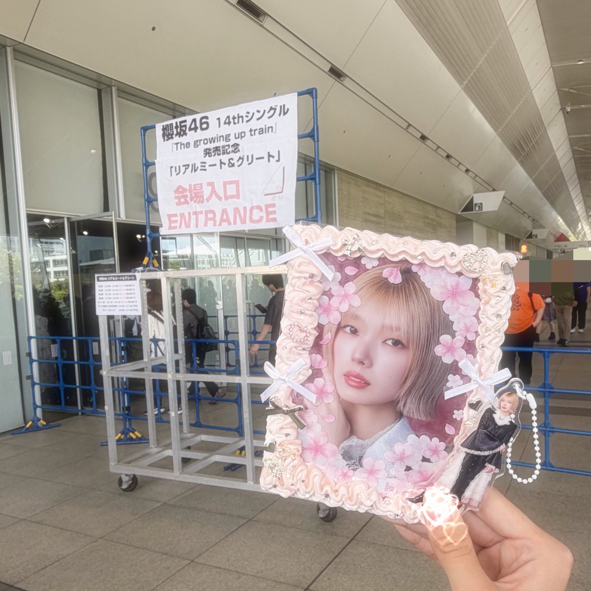 みん tweet media