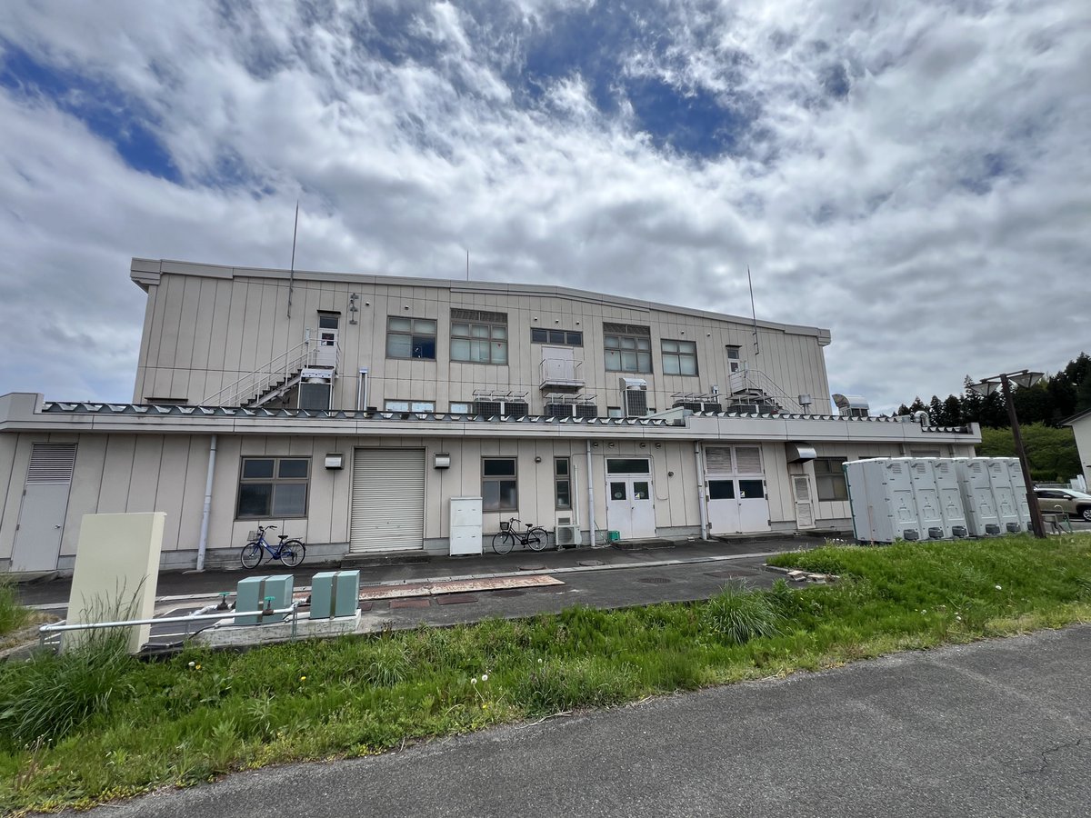 ←理想　現実→
人形製造工場に潜入🥷