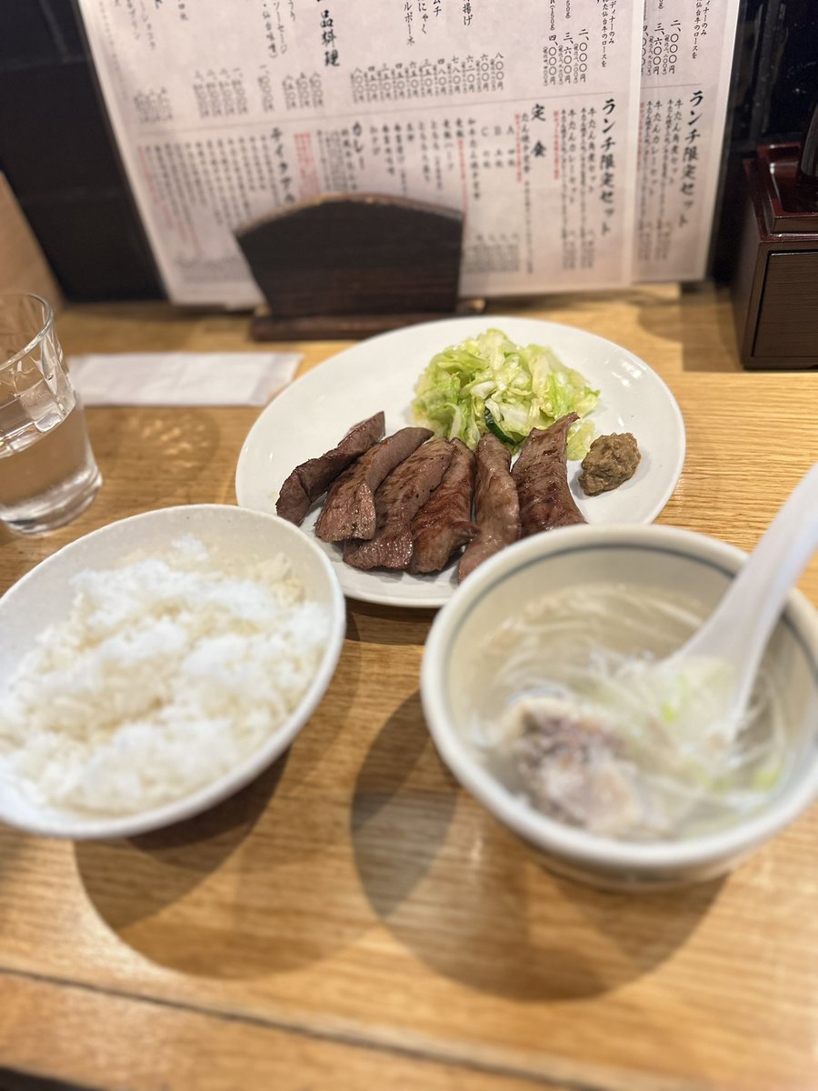 ごニキニキニキ tweet media