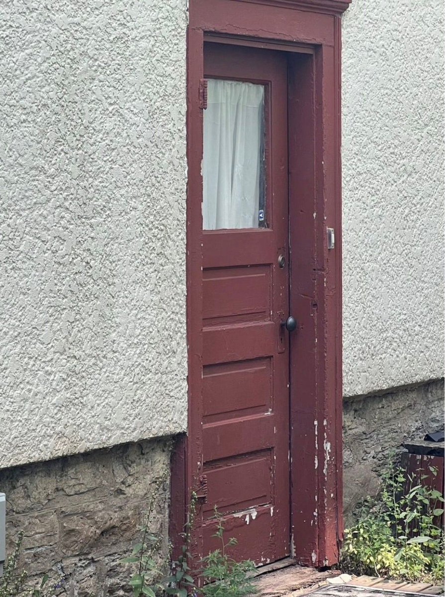 JodiLivon's tweet image. The Door. This is where I began my shadow dancing. This is where I would no longer be punished for telling the truth. buff.ly/3C7olib
#MondayBlogs #healing #selfcare