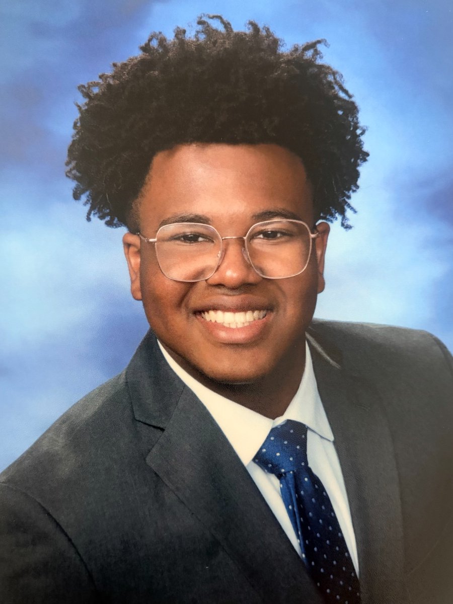 CdbFoundation's tweet photo. Introducing the 2026 Craig D. Butler Scholarship Recipients!
Mr. Elihu Lawrence, Mr. Preston Christie &amp;  Ms. Christina Faust .

Congratulations, graduates — we are SO proud of you!
#CraigDButlerScholarship #TheDreamLivesOn #2026ScholarshipRecipients #DecisionDay #MyBabies https://t.co/6RiOaCQ1UU