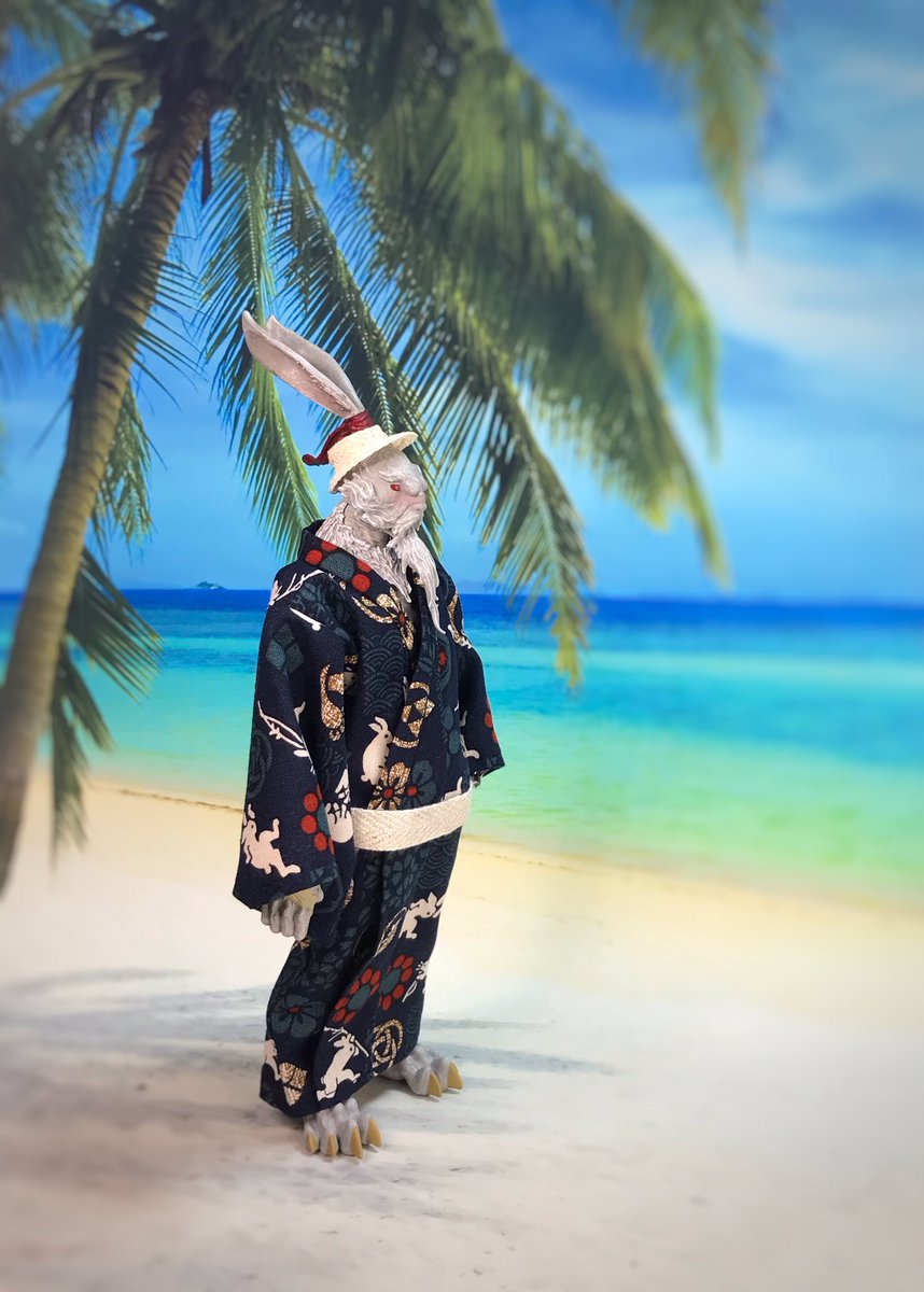 fleiyu's tweet photo. 兎侍さん、次は羽織でも縫ってあげようと思ってましたが
なんかもう気温的に浴衣で良くない?
ということでウサギ柄の浴衣とカンカン帽を縫いました🐇
#MaestroUnion #Furayplanet https://t.co/JgZ8Ben1XP