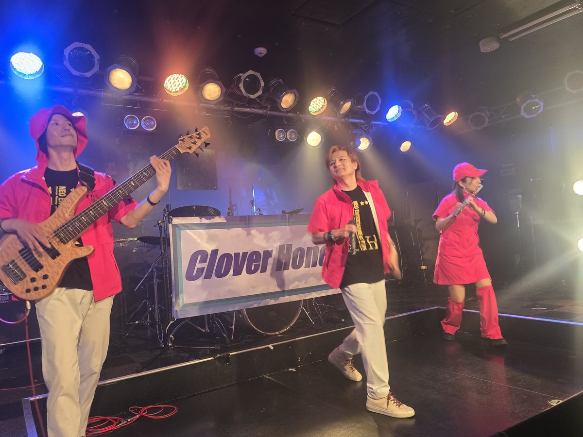dream_studio_'s tweet photo. GIGS YOKOHAMA TSURUMIライブお疲れ様でした♪

#EYEPROJECT
#CloverHoney
#藍さん
#K3
#こぐさん https://t.co/22DrDTn2ho